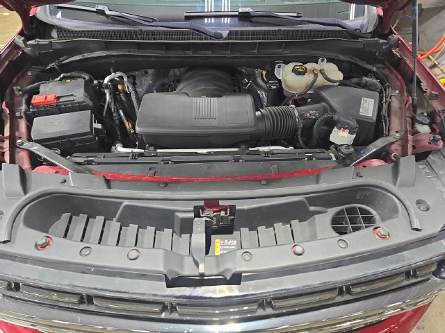 Used 2021 Chevrolet Suburban RST w/ Luxury Package AWD/4WD image 35