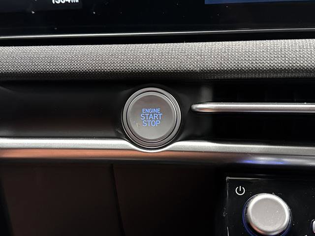 Used 2025 Hyundai Tucson Limited image 23