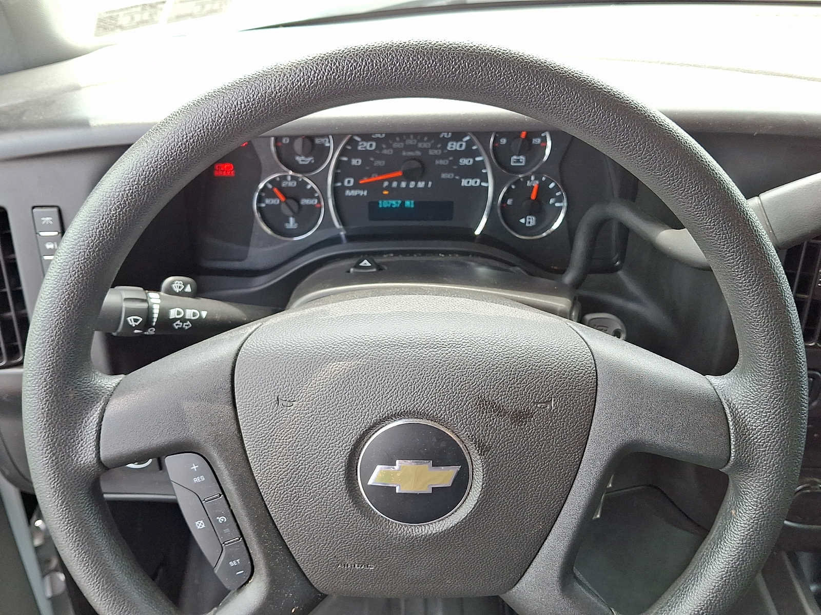 Used 2024 Chevrolet Express 2500 w/ Driver Convenience Package RWD image 17