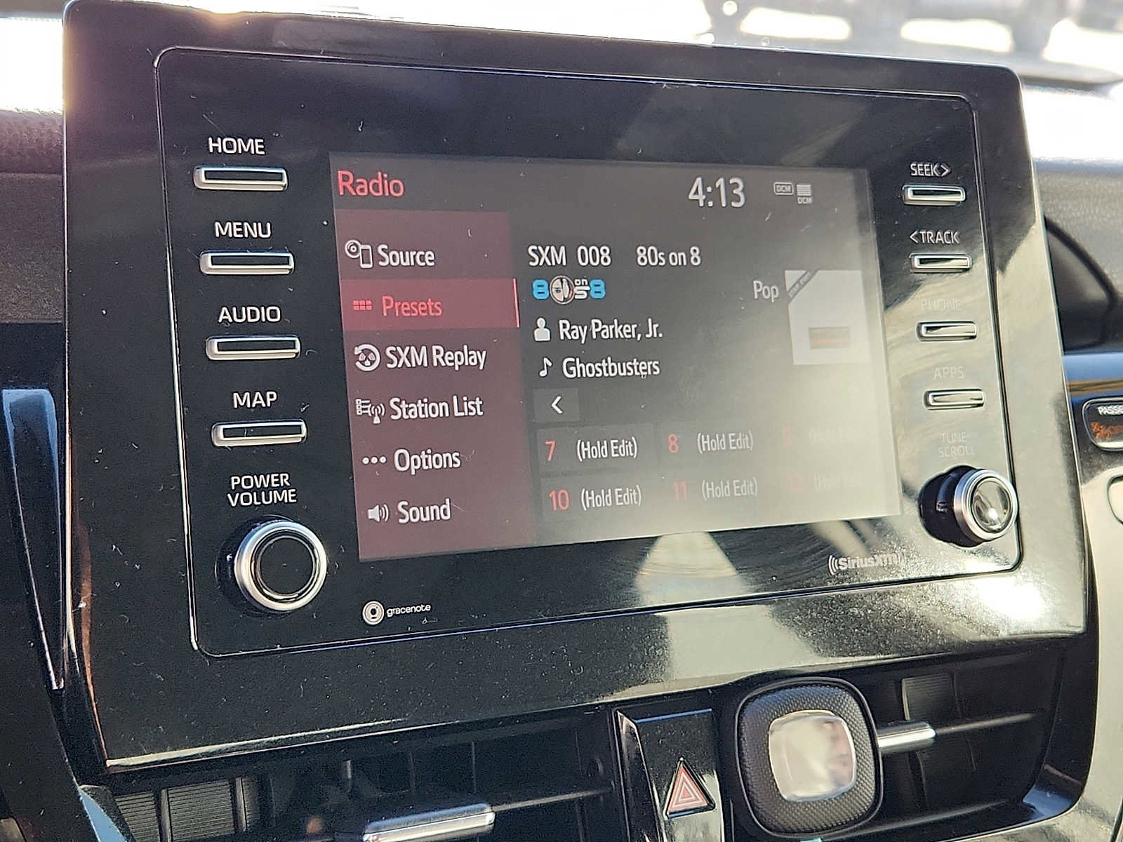 Used 2021 Toyota Camry SE image 16