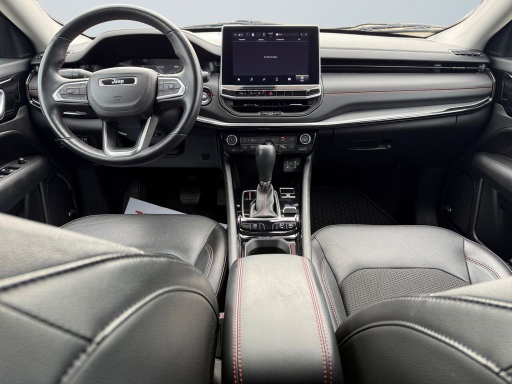 Used 2022 Jeep Compass Trailhawk w/ Sun and Sound Group image 10