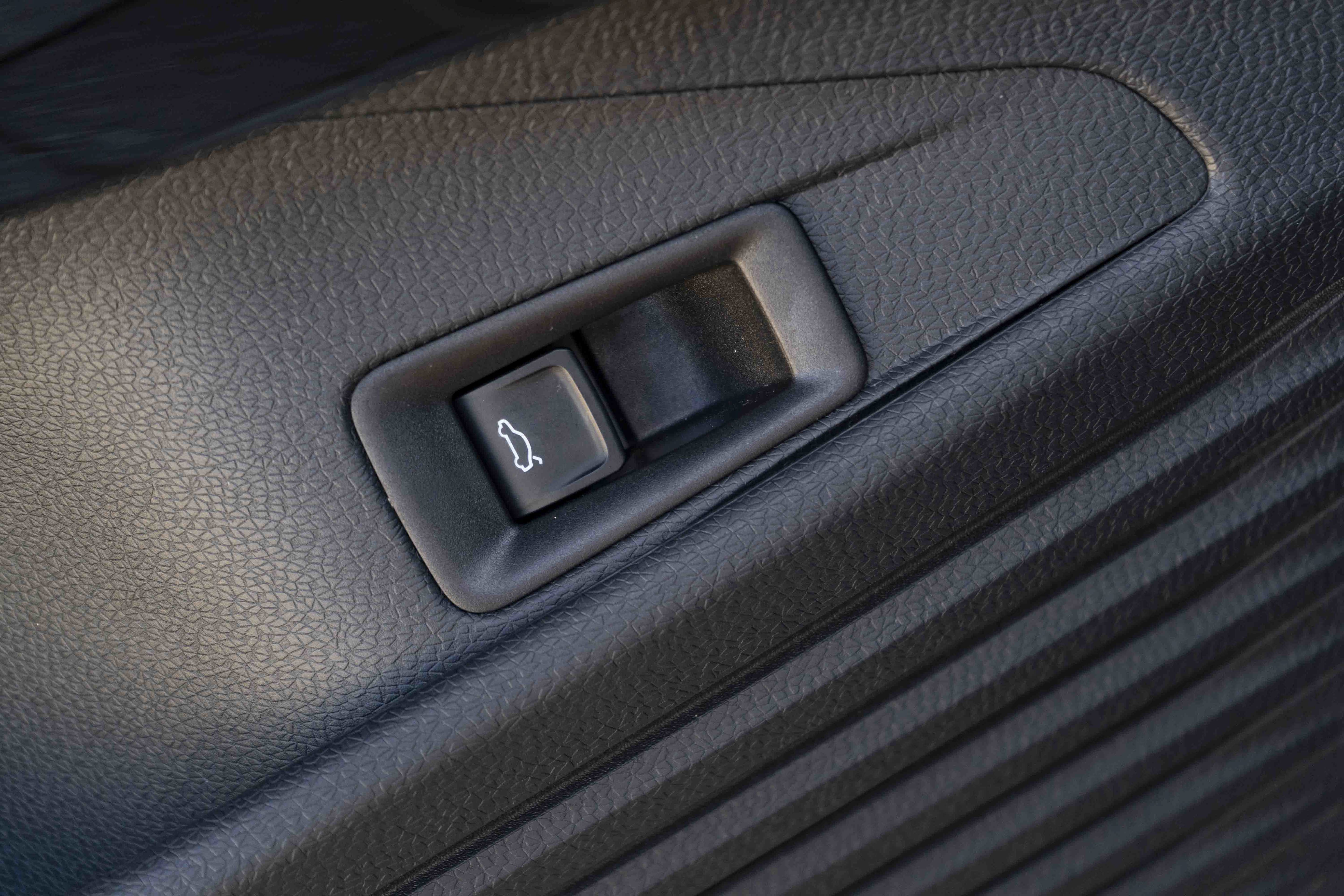 Certified 2023 Volkswagen ID.4 S RWD image 32