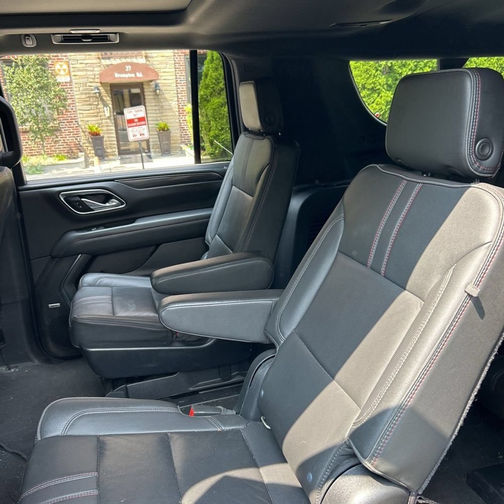 Used 2021 Chevrolet Suburban RST w/ Luxury Package AWD/4WD image 13