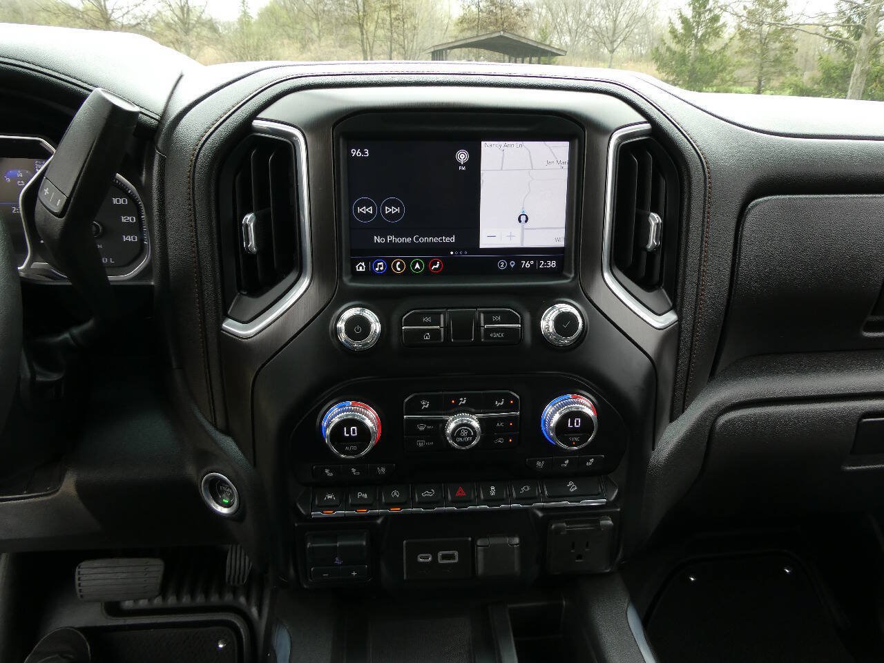 Used 2021 GMC Sierra 1500 AT4 w/ Technology Package AWD/4WD image 16