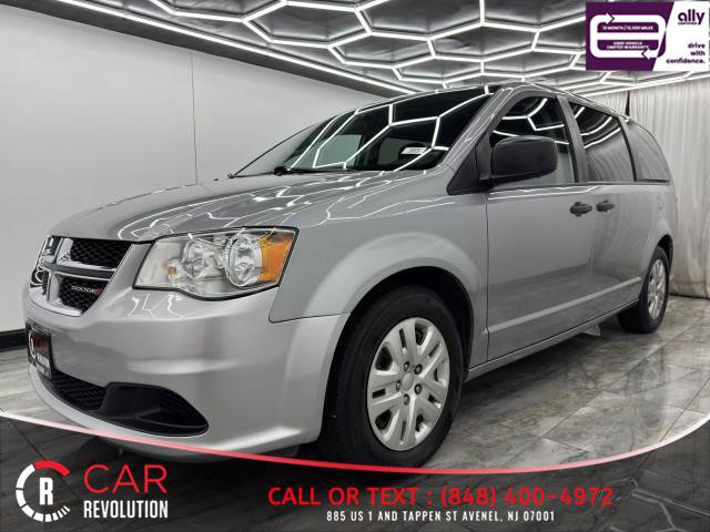 Used 2019 Dodge Grand Caravan SE w/ UConnect Hands-Free Group FWD image 3