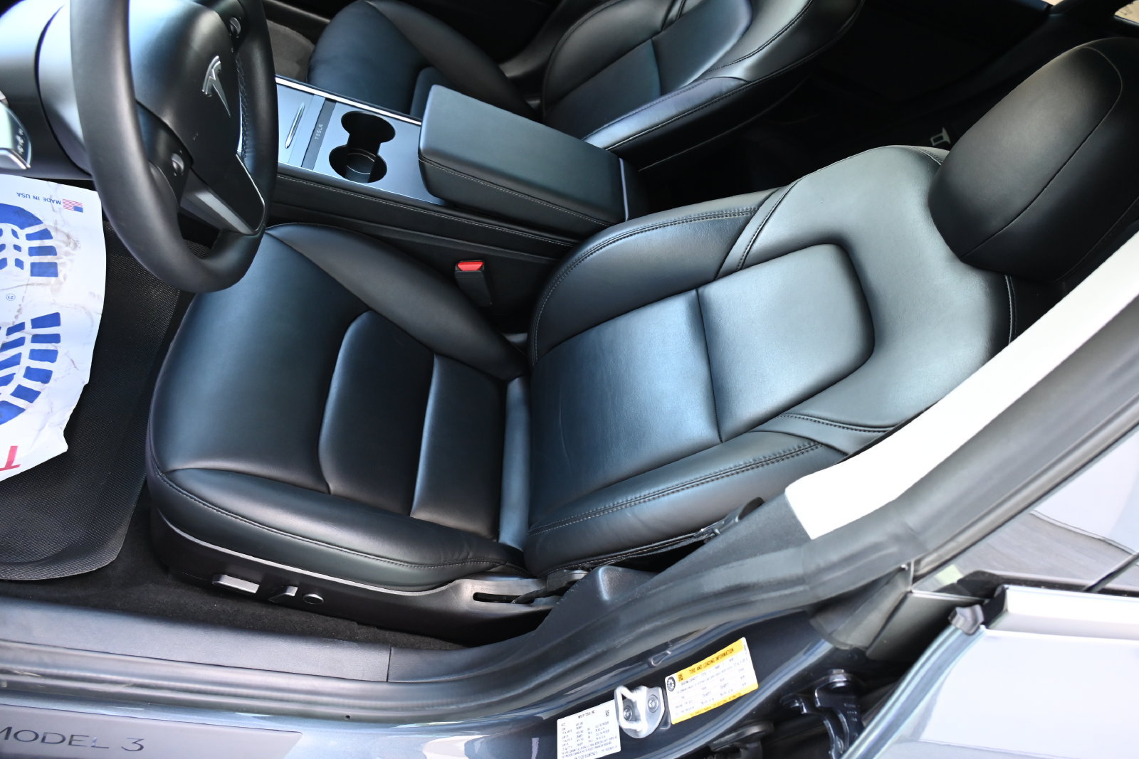 Used 2022 Tesla Model 3 Standard Range RWD image 12