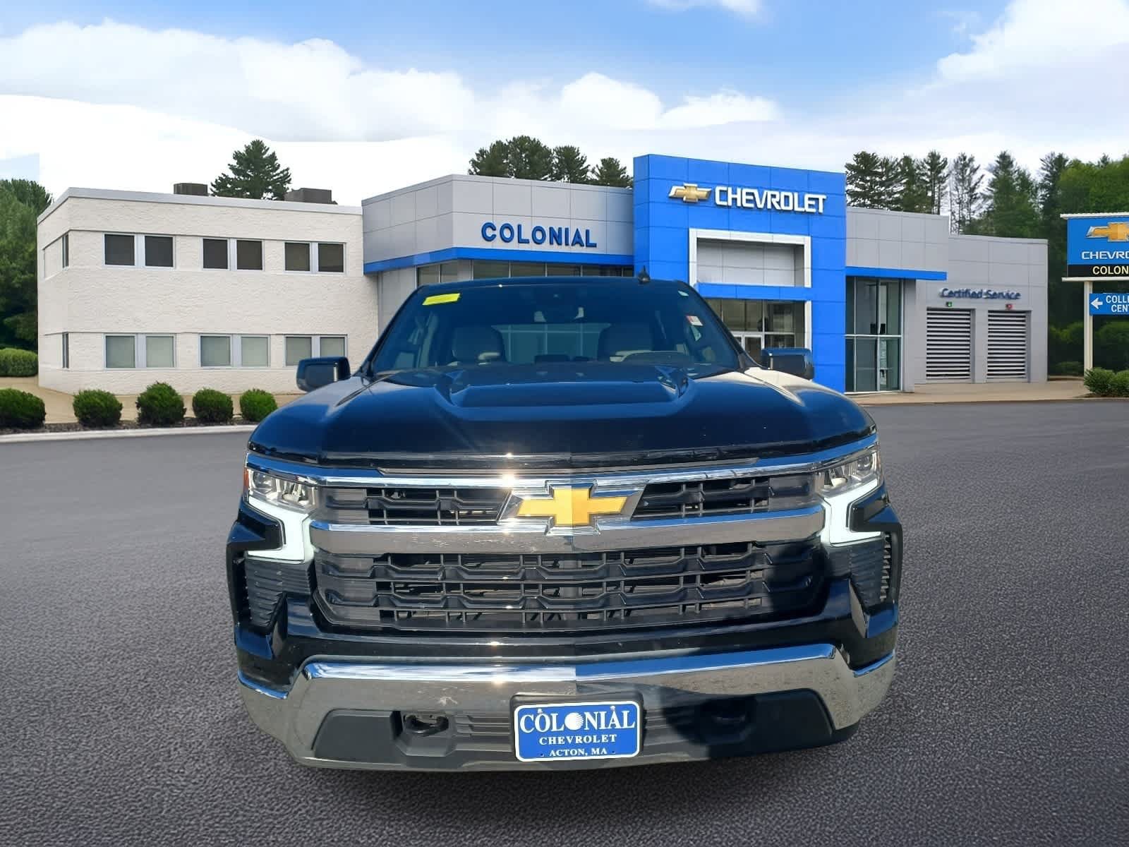 Used 2025 Chevrolet Silverado 1500 LT AWD/4WD image 19