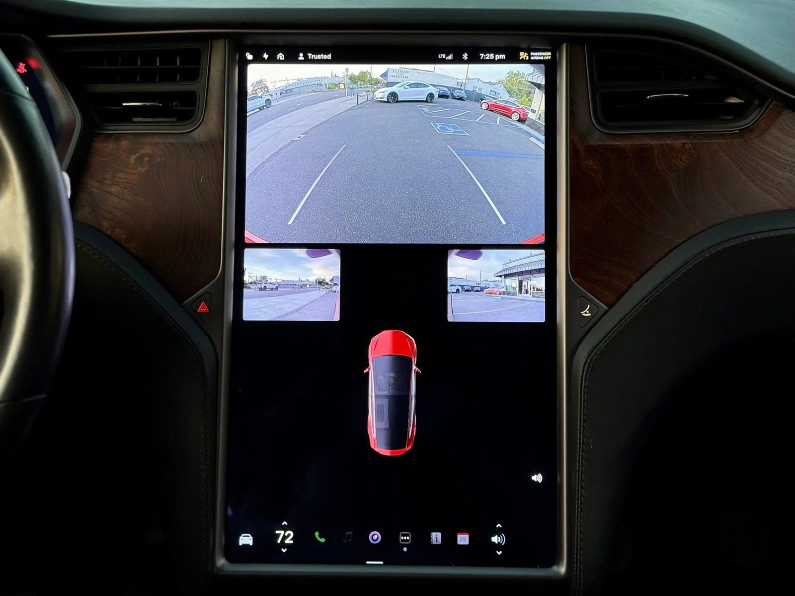Used 2020 Tesla Model X Long Range image 18