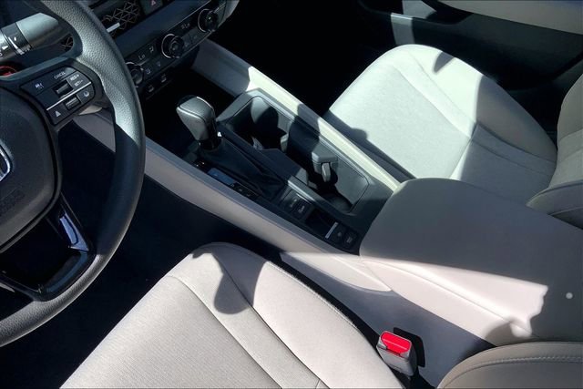 Used 2024 Honda Accord EX image 17