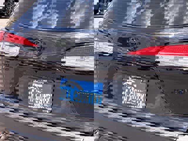 Used 2024 Toyota Corolla Cross S AWD/4WD image 13