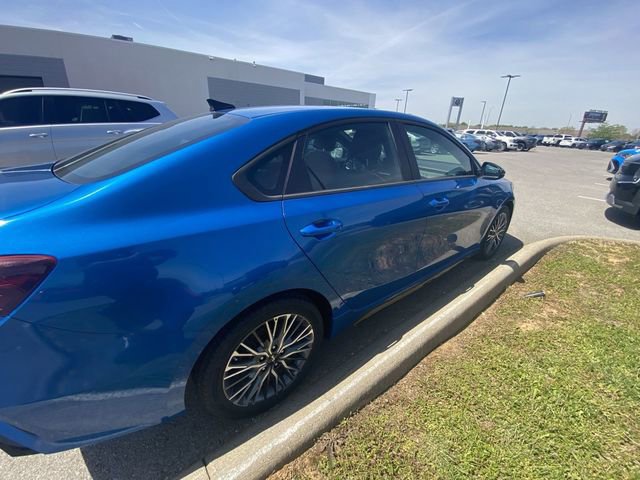 Used 2023 Kia Forte GT-Line w/ GT-Line Technology Package image 10