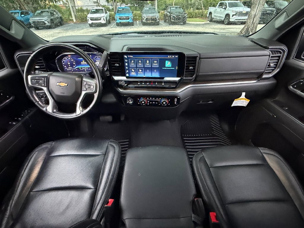 Used 2024 Chevrolet Silverado 1500 LT AWD/4WD image 13