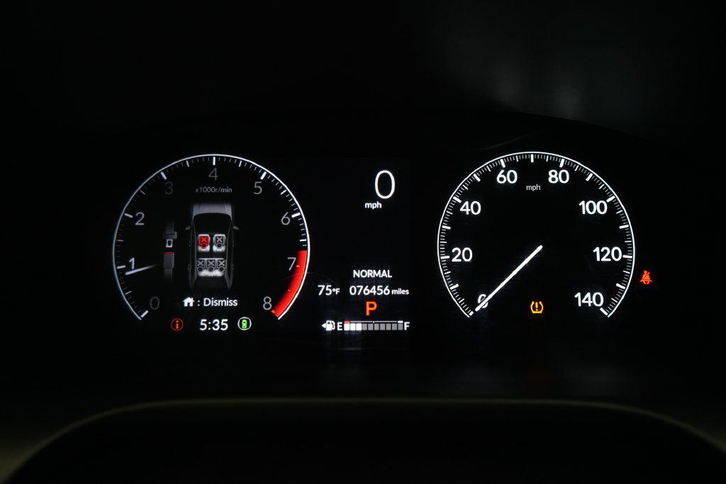 Used 2023 Honda HR-V EX-L image 2