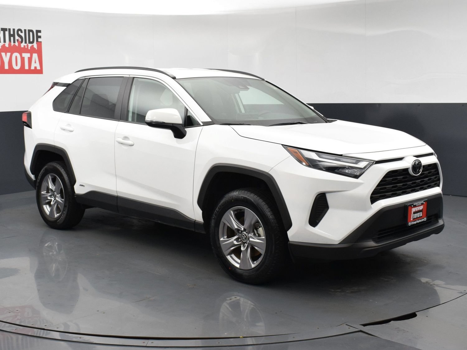 Used 2025 Toyota RAV4 XLE AWD/4WD image 6