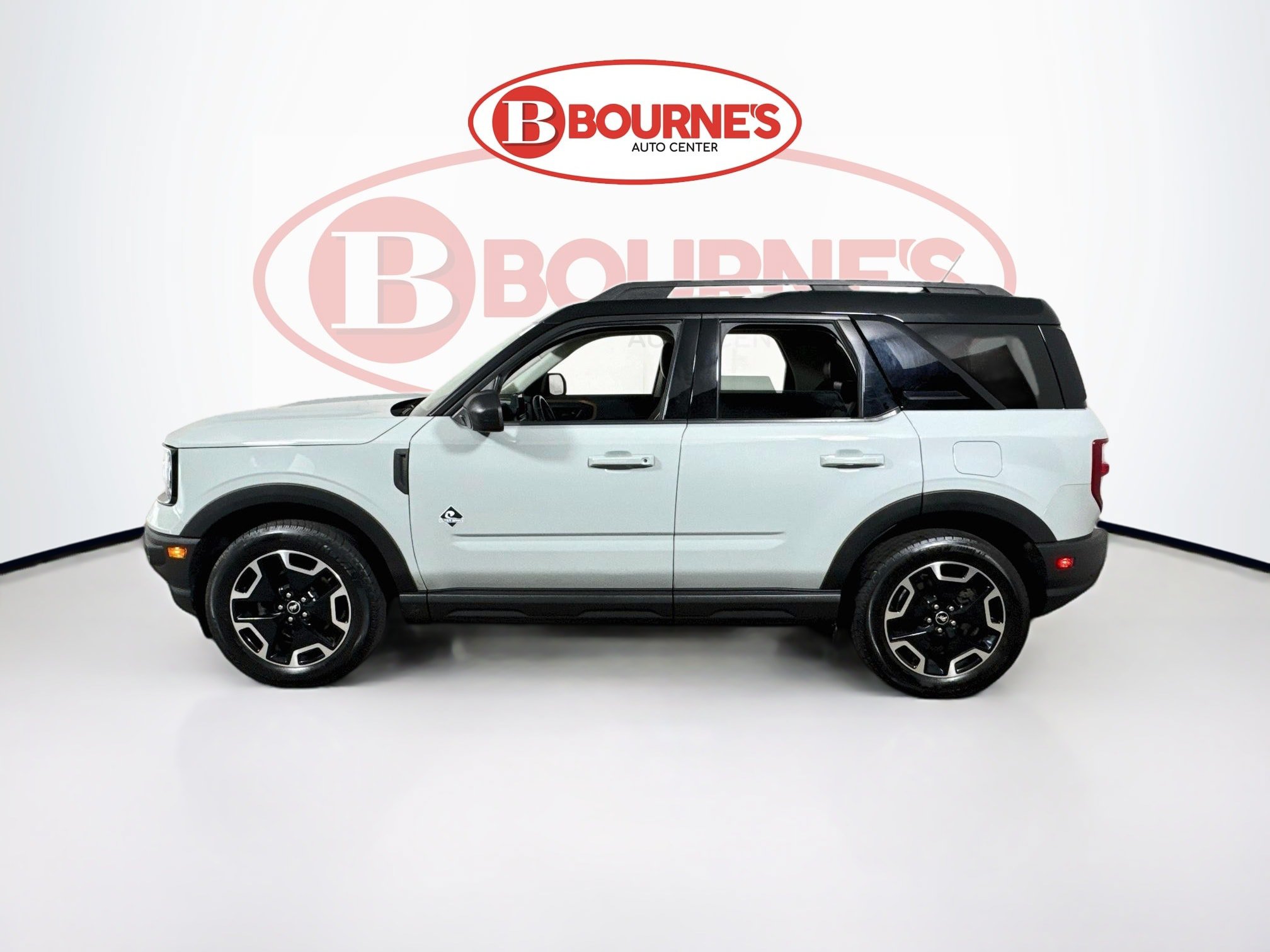 Used 2021 Ford Bronco Sport Outer Banks w/ Outer Banks Package AWD/4WD image 8