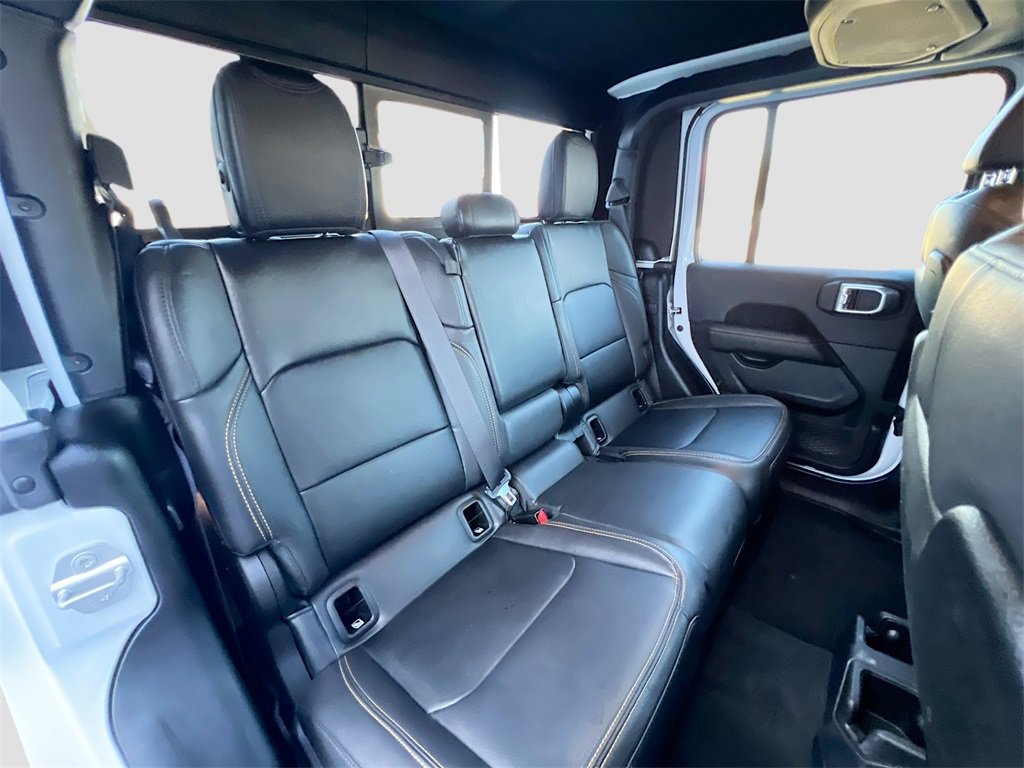 Used 2024 Jeep Gladiator Willys image 26