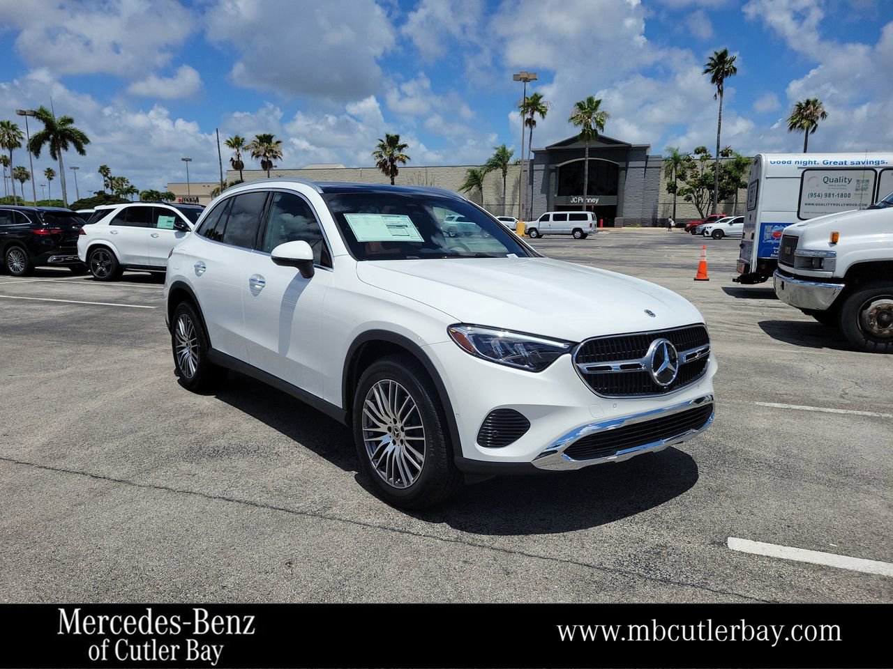 New 2026 Mercedes-Benz GLC 300
