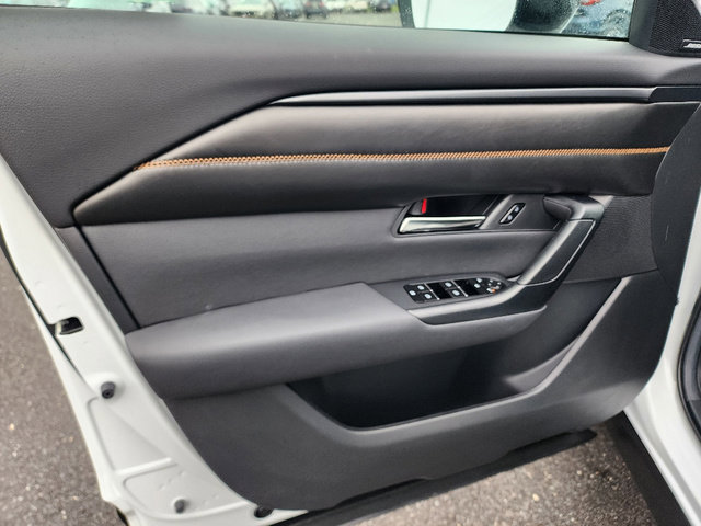 Certified 2025 MAZDA CX-50 AWD 2.5 S w/ Weather Package image 34