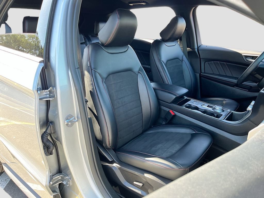 Used 2023 Ford Edge ST-Line AWD/4WD image 26