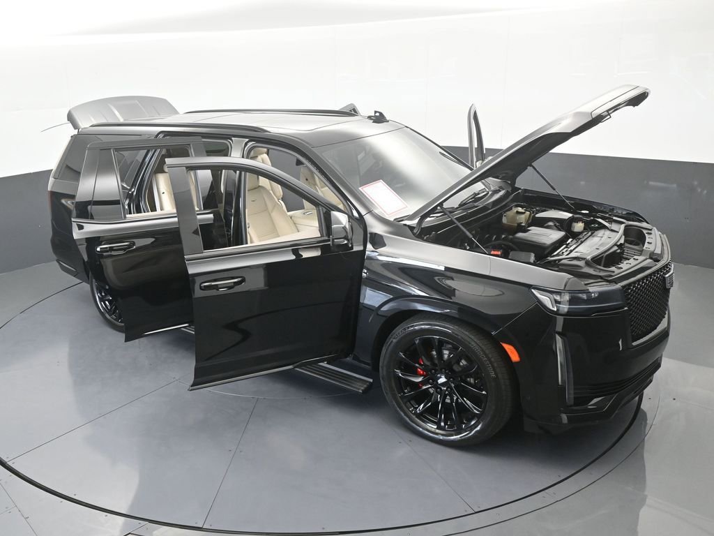 Used 2021 Cadillac Escalade Sport Platinum w/ LPO, ONYX Package RWD image 95