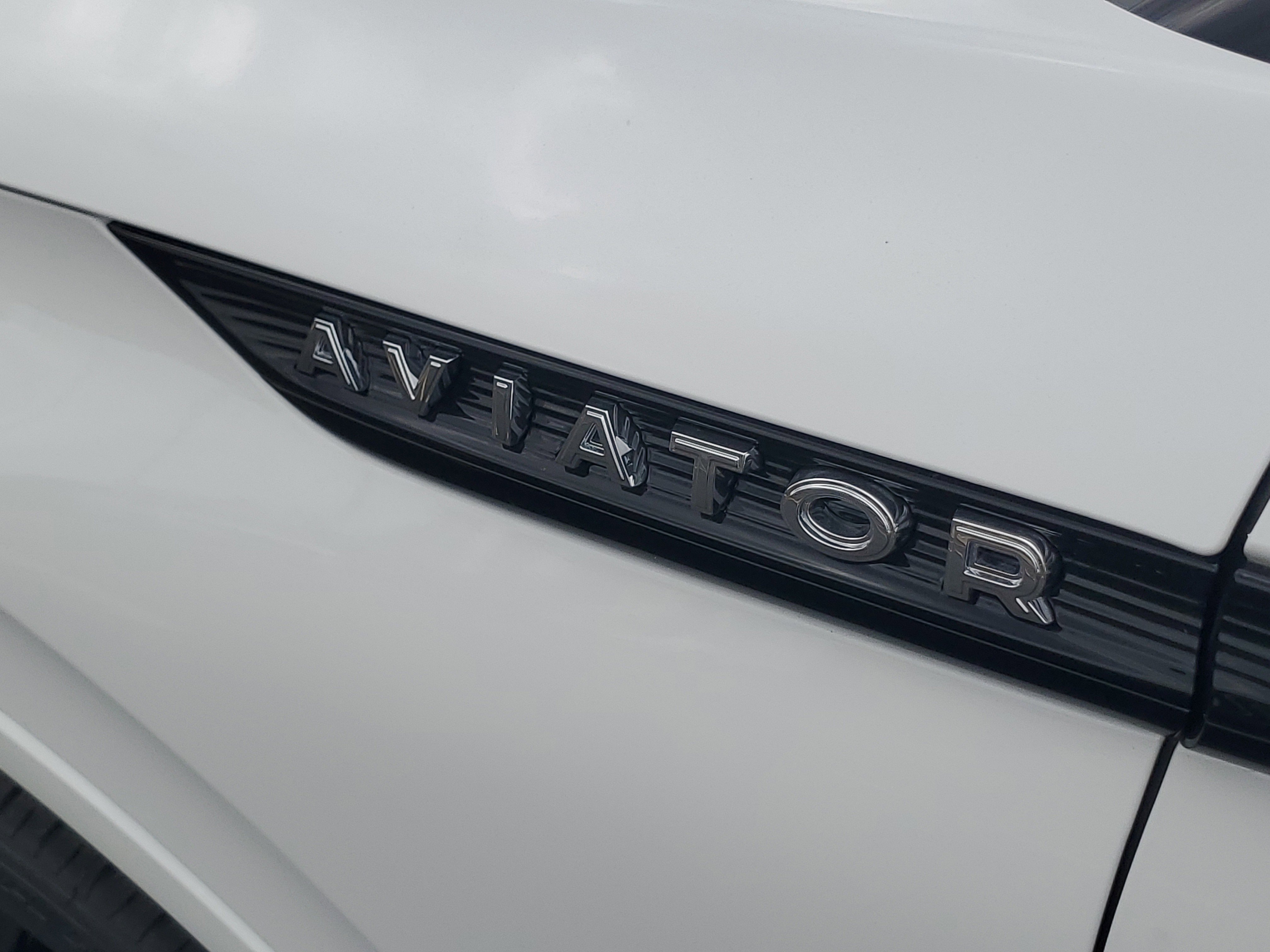 New 2026 Lincoln Aviator Reserve AWD/4WD image 6
