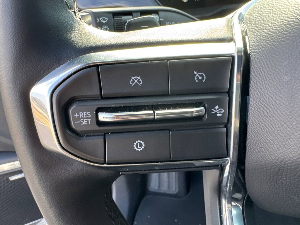 Certified 2025 GMC Acadia Elevation image 26