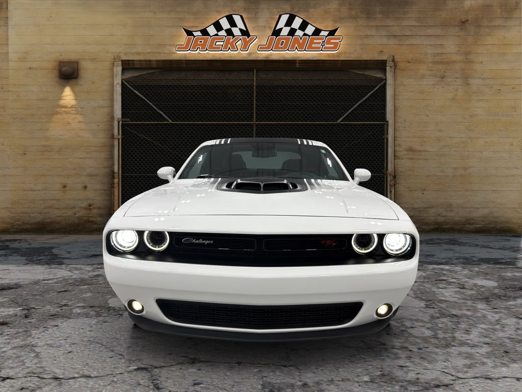 Used 2018 Dodge Challenger R/T Plus RWD image 13
