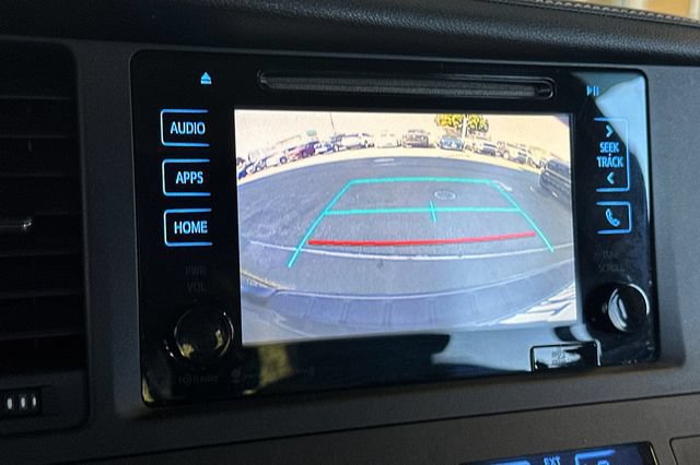 Used 2016 Toyota Sienna XLE w/ XLE Navigation Package FWD image 23