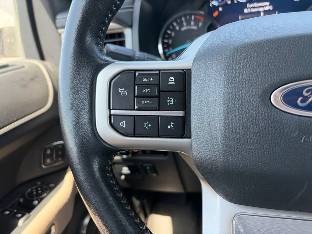 Used 2023 Ford Expedition XLT AWD/4WD image 11