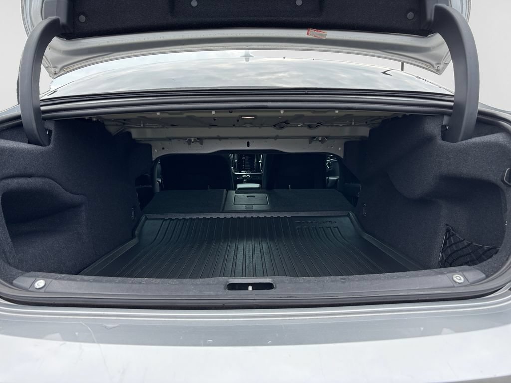 Used 2018 Volvo S90 T5 Momentum w/ Convenience Package FWD image 43
