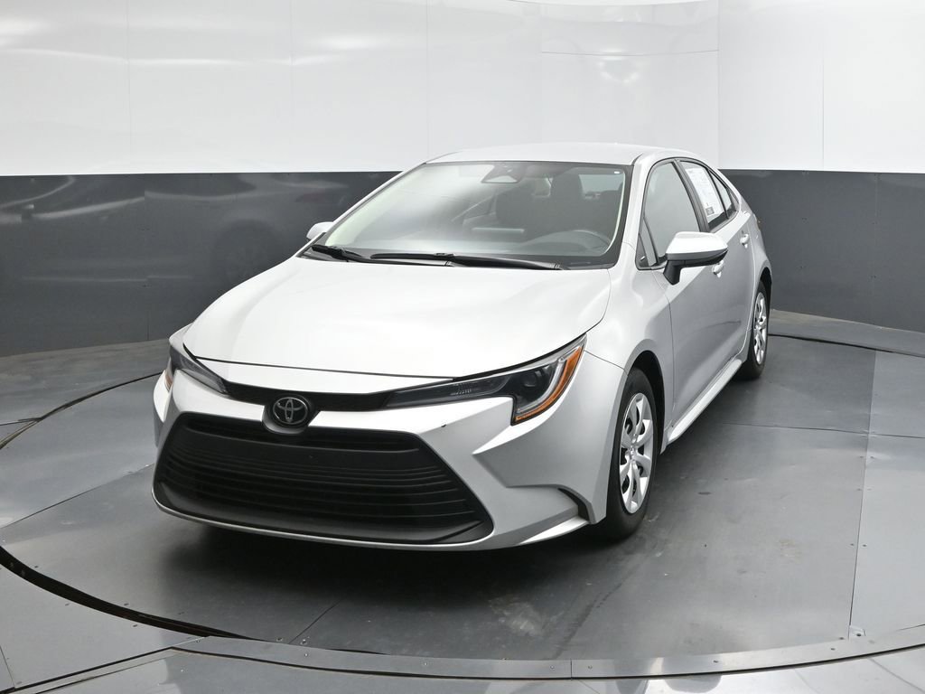 Used 2024 Toyota Corolla LE FWD image 22