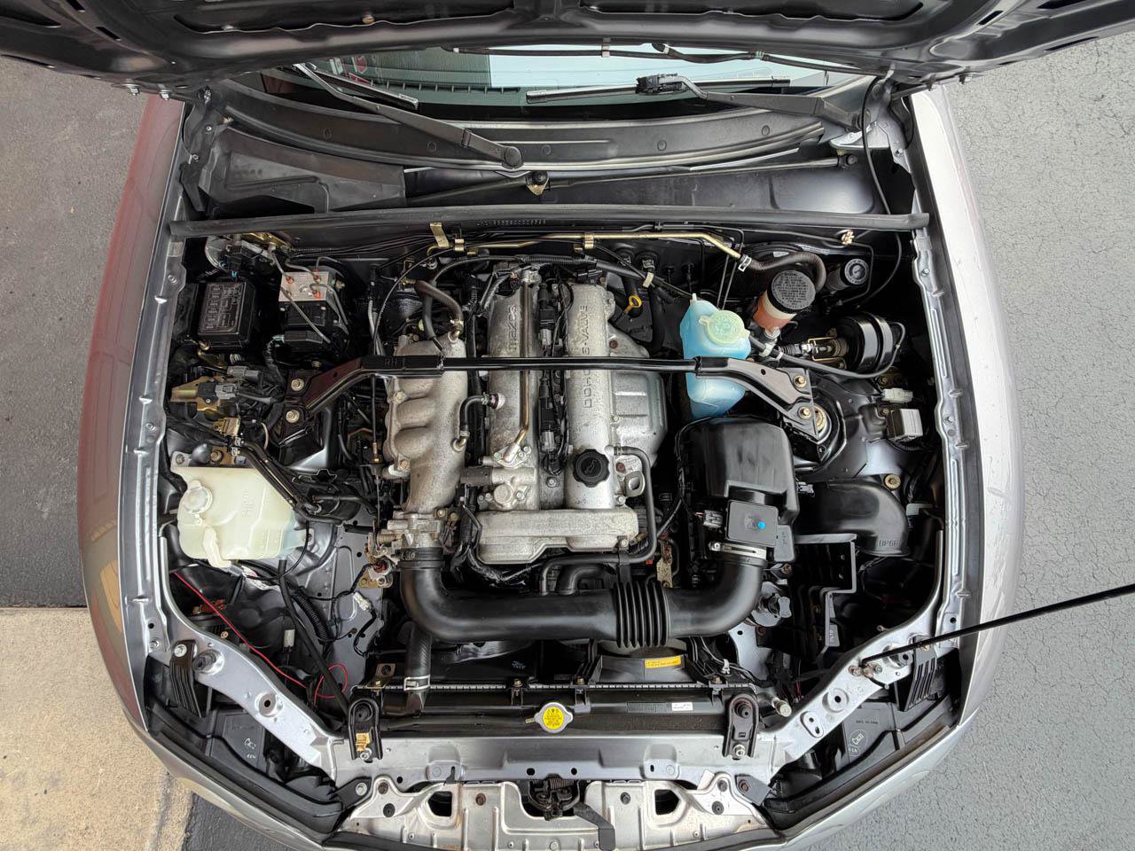 Used 2002 MAZDA MX-5 Miata SE RWD image 36