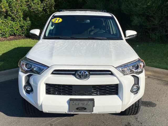 Used 2021 Toyota 4Runner SR5 Premium RWD image 2