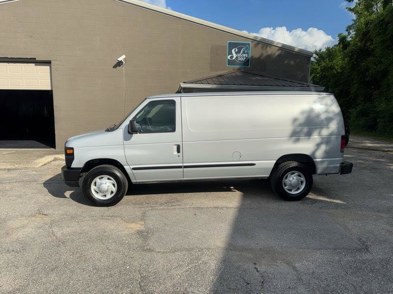 Used 2008 Ford E-250 and Econoline 250 RWD image 8