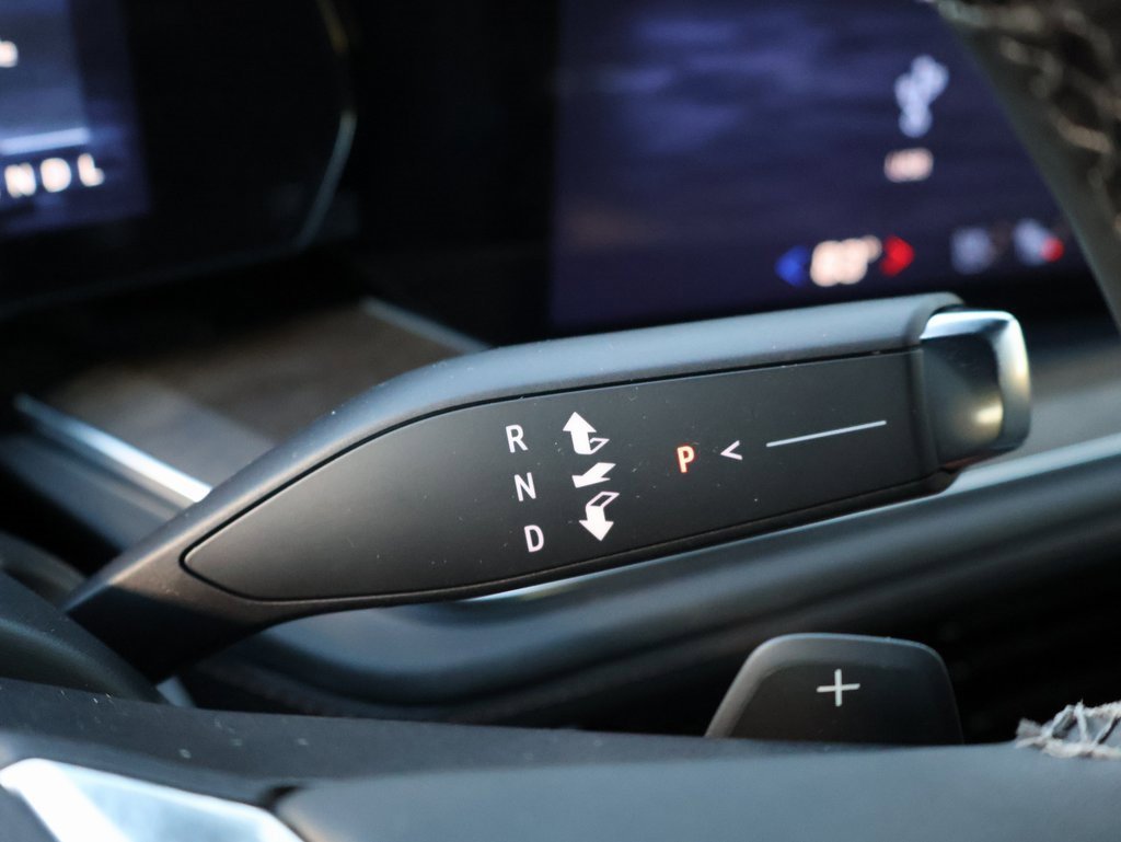 New 2025 Chevrolet Suburban High Country image 18