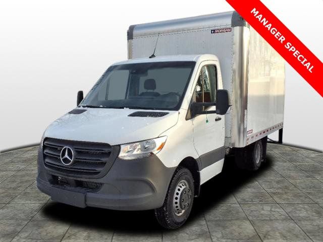Used 2023 Mercedes-Benz Sprinter 3500 image 1