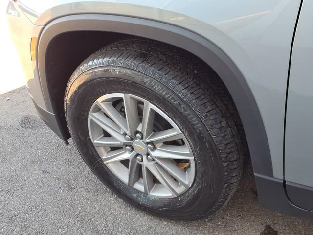 Used 2023 Chevrolet Traverse LT AWD/4WD image 8