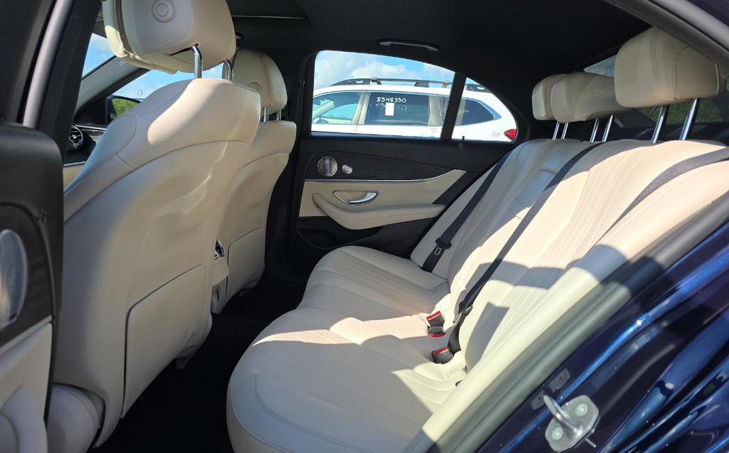 Used 2017 Mercedes-Benz E 300 4MATIC w/ Premium 2 Package image 12