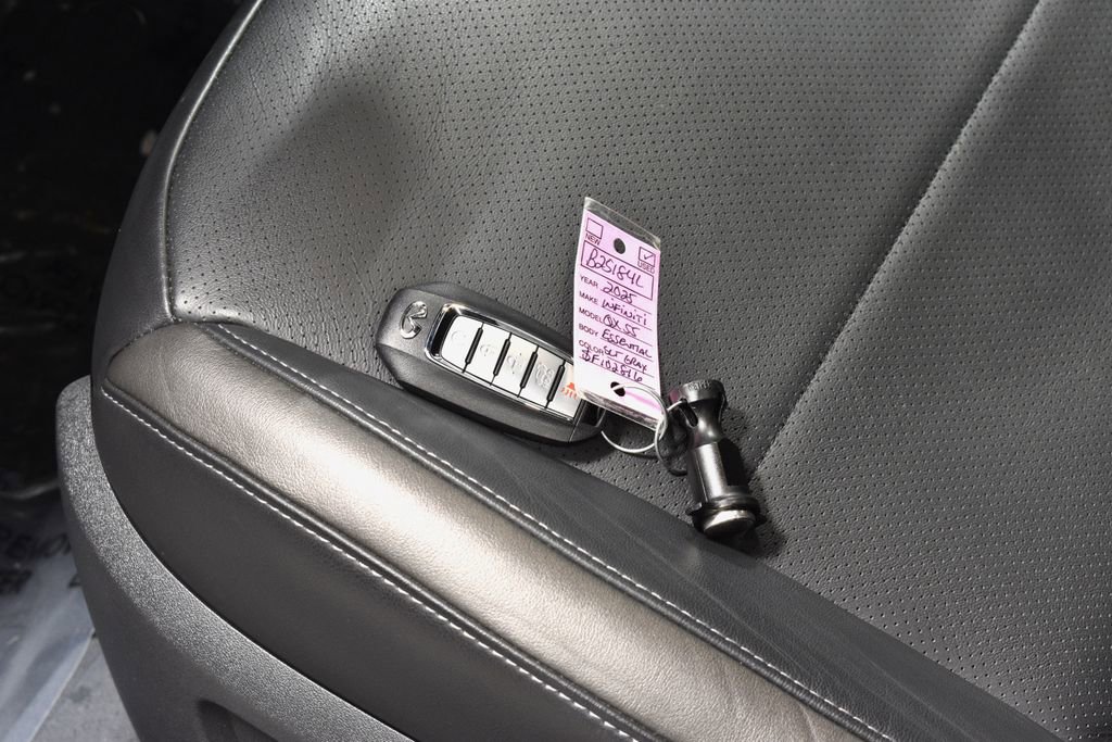 Certified 2025 INFINITI QX55 Essential image 40