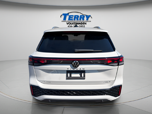 New 2027 Volkswagen Tiguan SEL R-Line AWD/4WD image 2