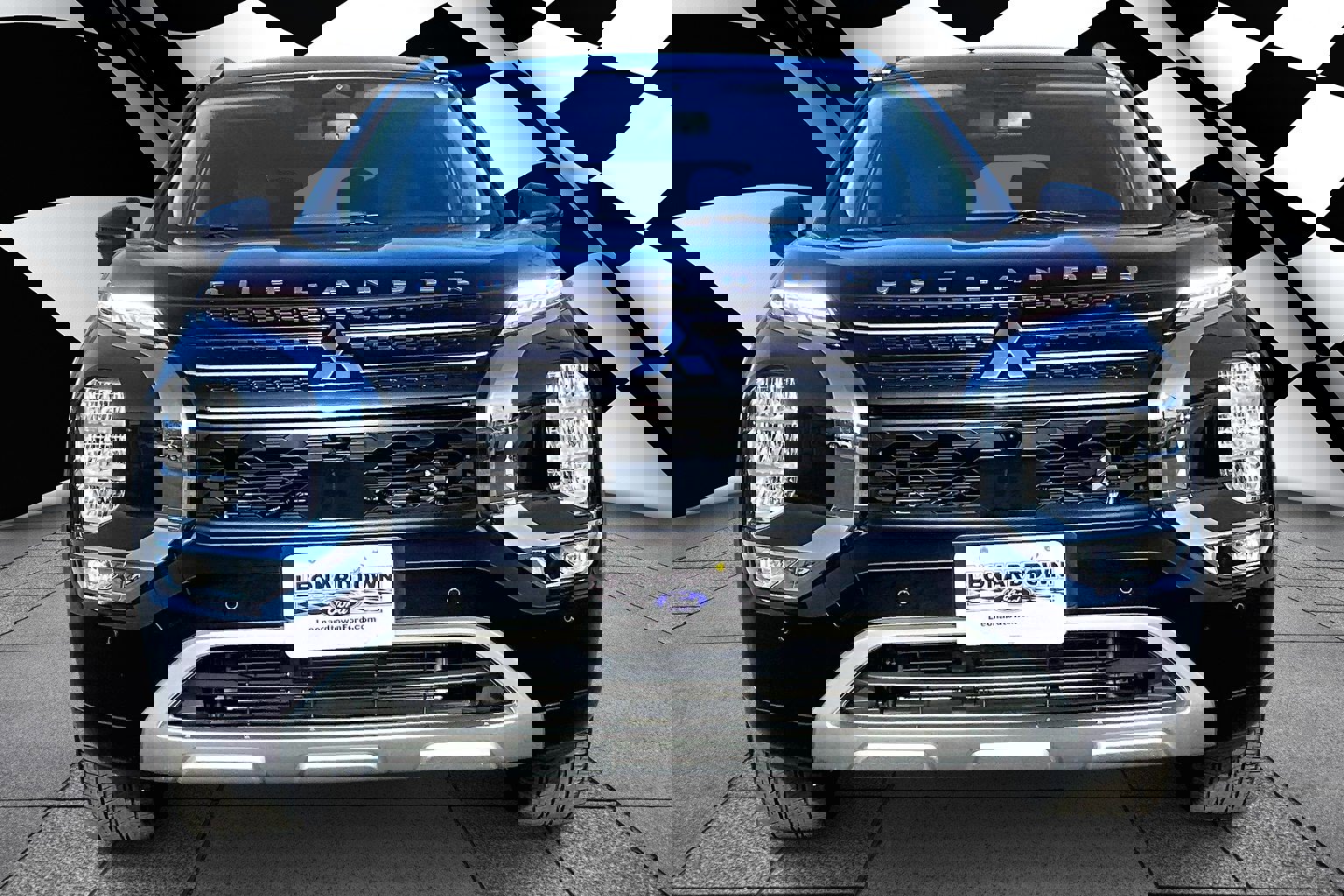 Used 2023 Mitsubishi Outlander SEL image 3