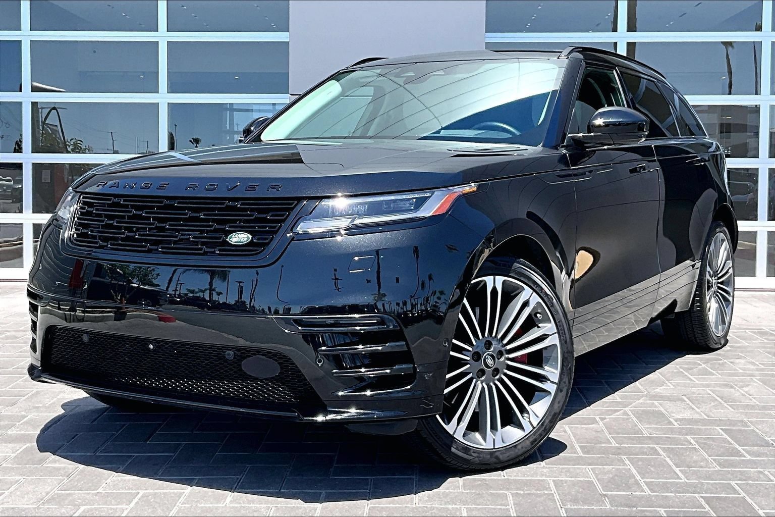 Certified 2025 Land Rover Range Rover Velar Dynamic SE