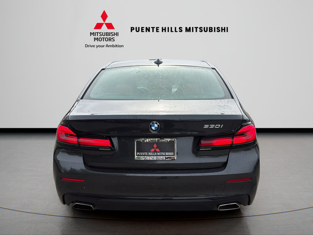 Used 2022 BMW 530i w/ Premium Package RWD image 6