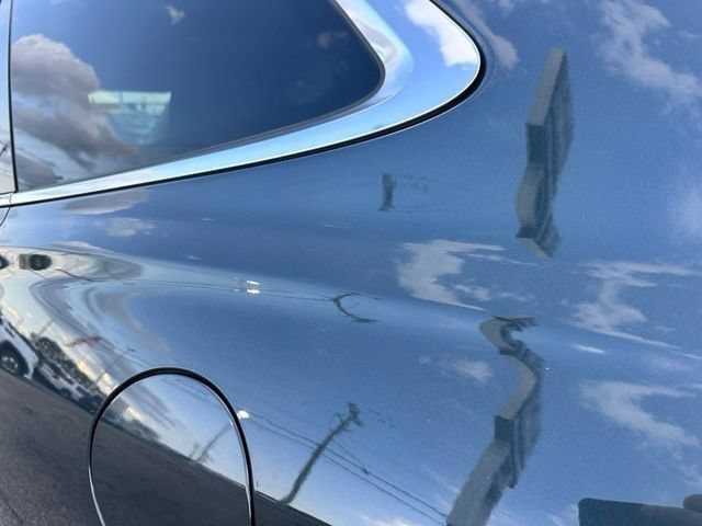 Used 2019 Buick Enclave Avenir w/ Avenir Technology Package AWD/4WD image 30