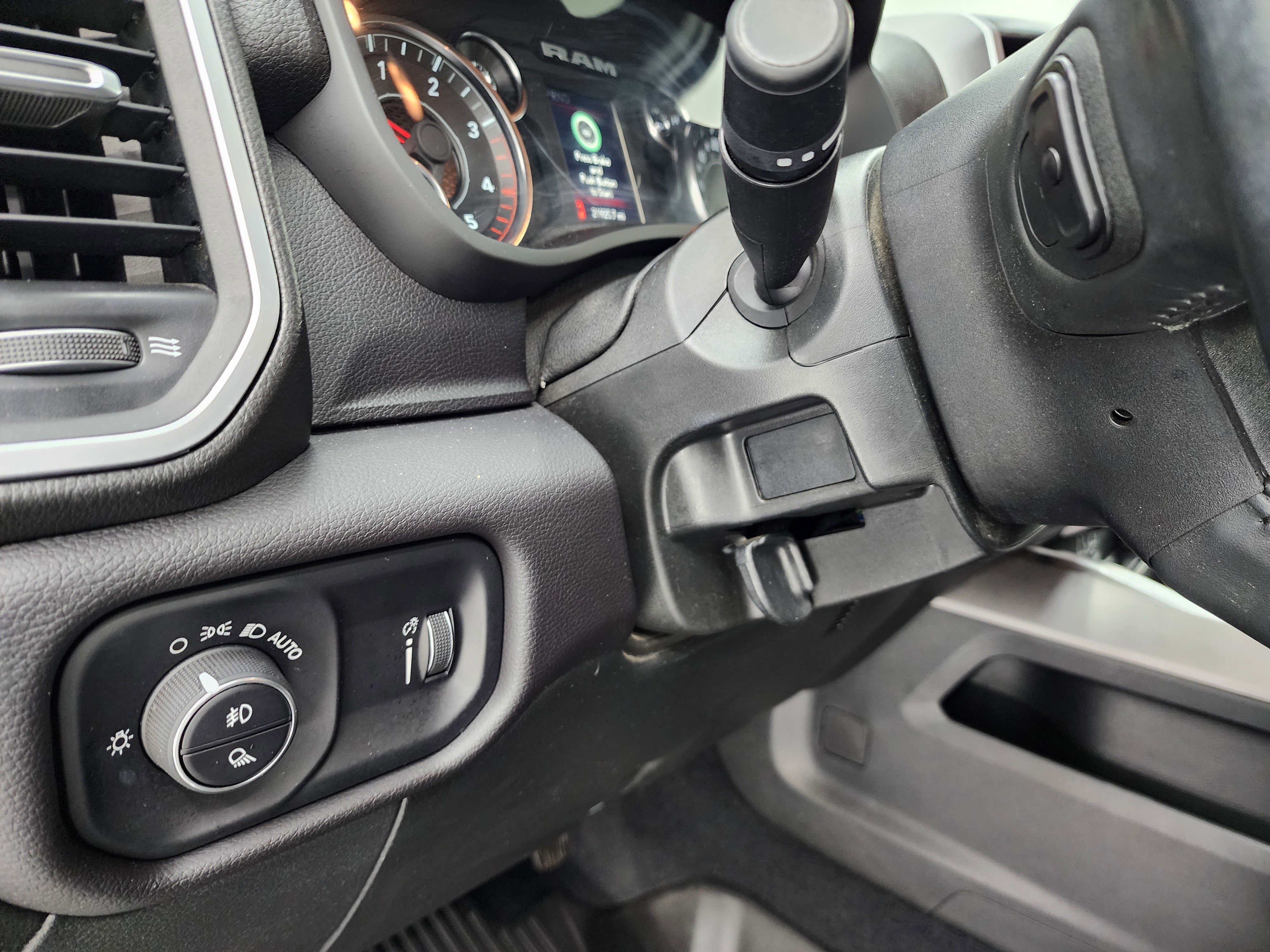 Used 2024 RAM 3500 Big Horn w/ Night Edition AWD/4WD image 45