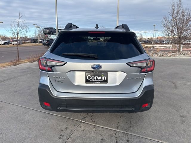 Used 2025 Subaru Outback Premium image 7