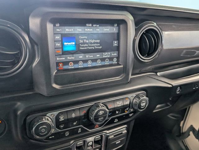 Used 2022 Jeep Wrangler Unlimited Sport image 17