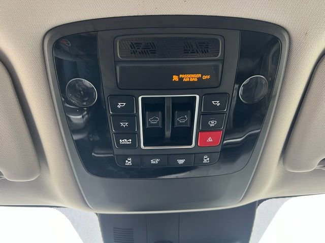 Used 2025 Kia Carnival SX image 28