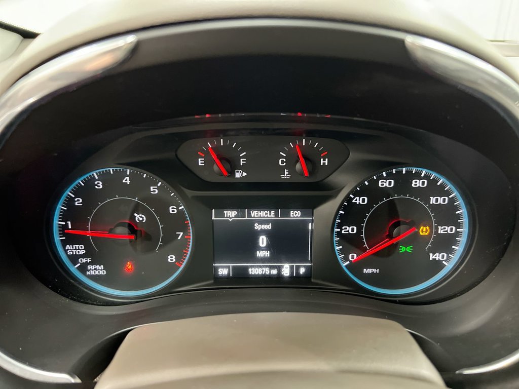 Used 2017 Chevrolet Malibu LT FWD image 12