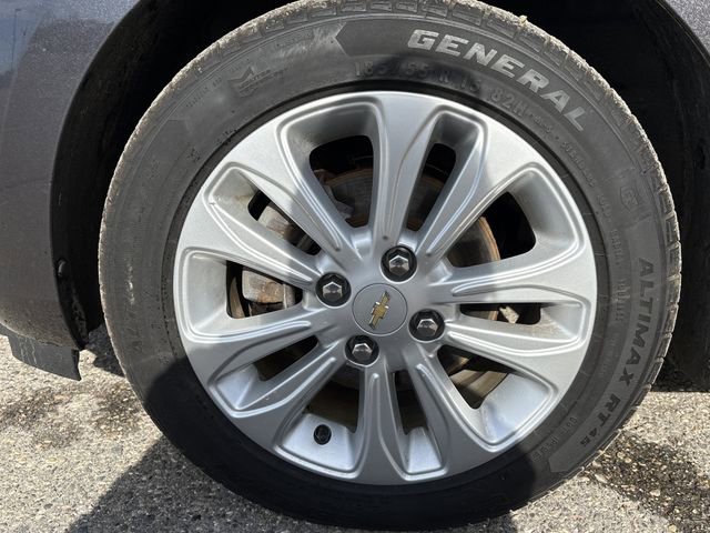 Used 2016 Chevrolet Spark LT image 48